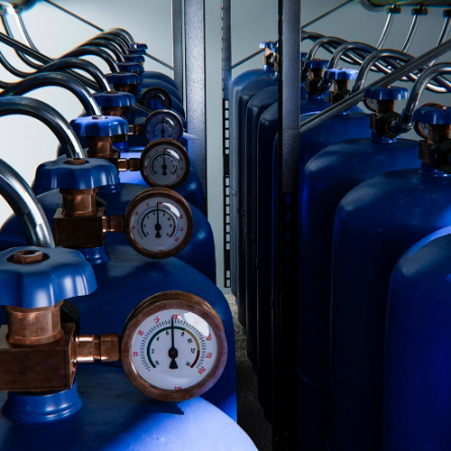 Эксплуатация, транспортировка, хранение газопламенной аппаратуры, баллонов с сжатыми, сжиженными нерастворенными и растворенными газами для газопламенной обработки 